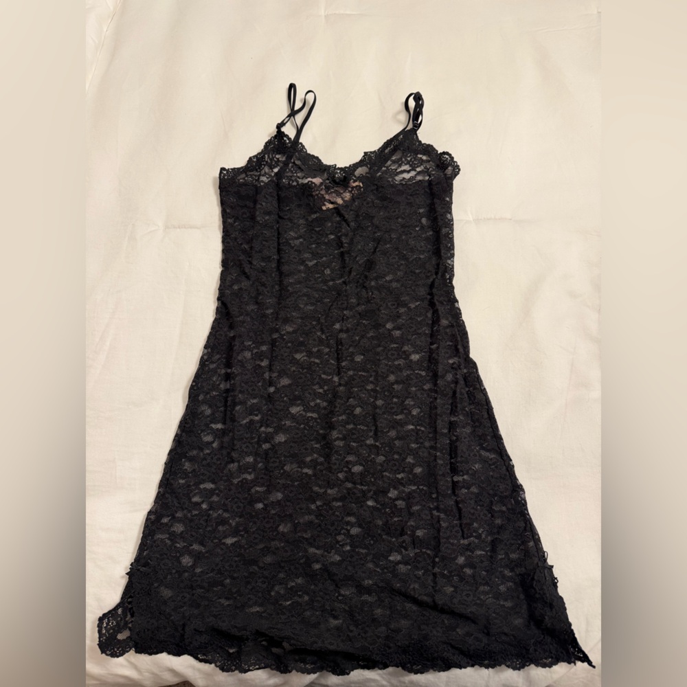 Victoria's Secret strappy Lace Slip dress Black, Size XS NWT